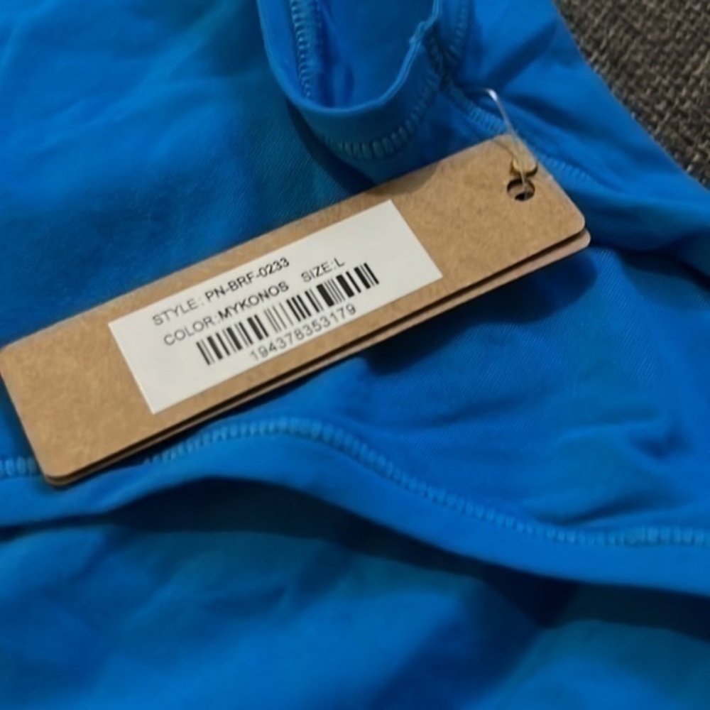 Skims Fits Everybody Full Brief - Picture 6 of 6